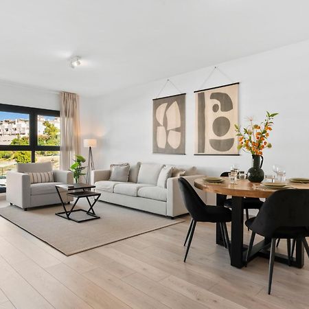 Beautiful 2-Bedroom Apartment Near Center And Beach إِستيبونا المظهر الخارجي الصورة