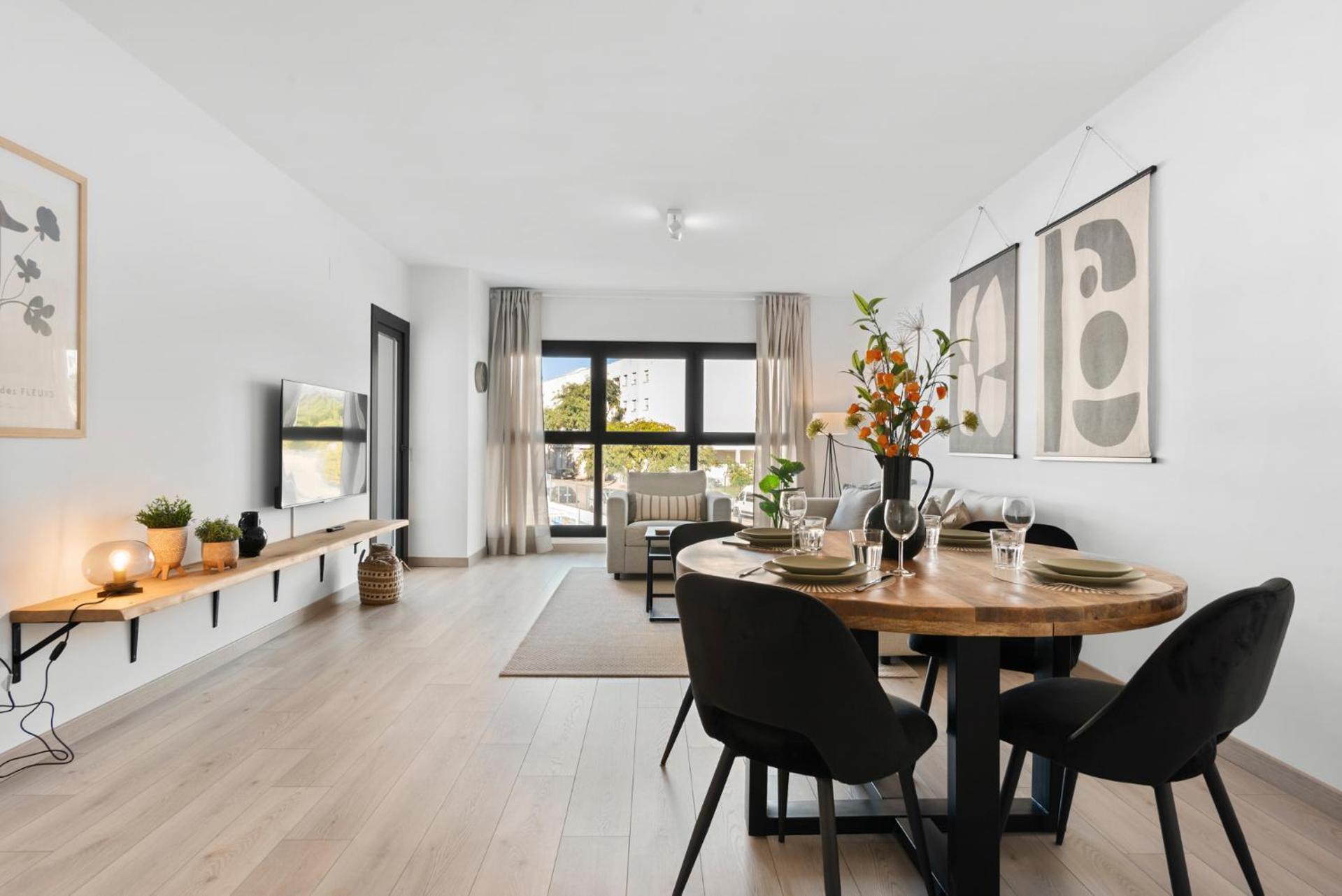 Beautiful 2-Bedroom Apartment Near Center And Beach إِستيبونا المظهر الخارجي الصورة