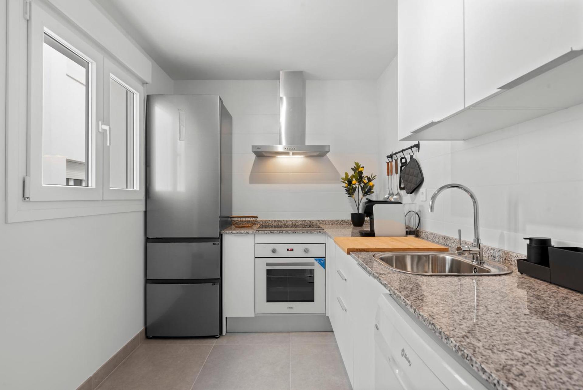 Beautiful 2-Bedroom Apartment Near Center And Beach إِستيبونا المظهر الخارجي الصورة
